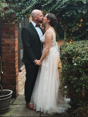 Captured by Claudia | Wedding & Events Content Creator